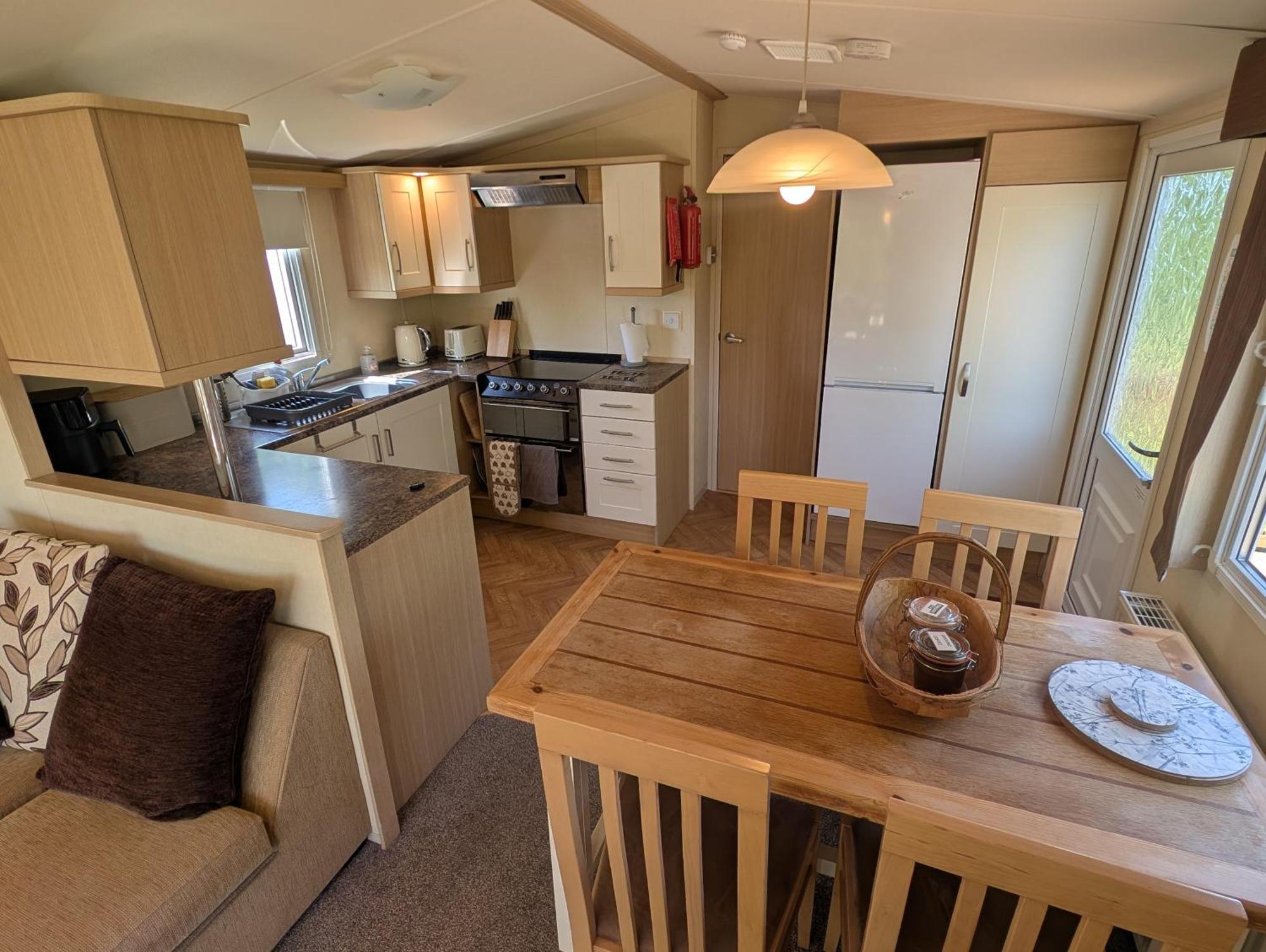 Red Squirrel Holiday Home In The Countryside, 10 Mins To Lligwy Beach Llandyfrydog Екстериор снимка