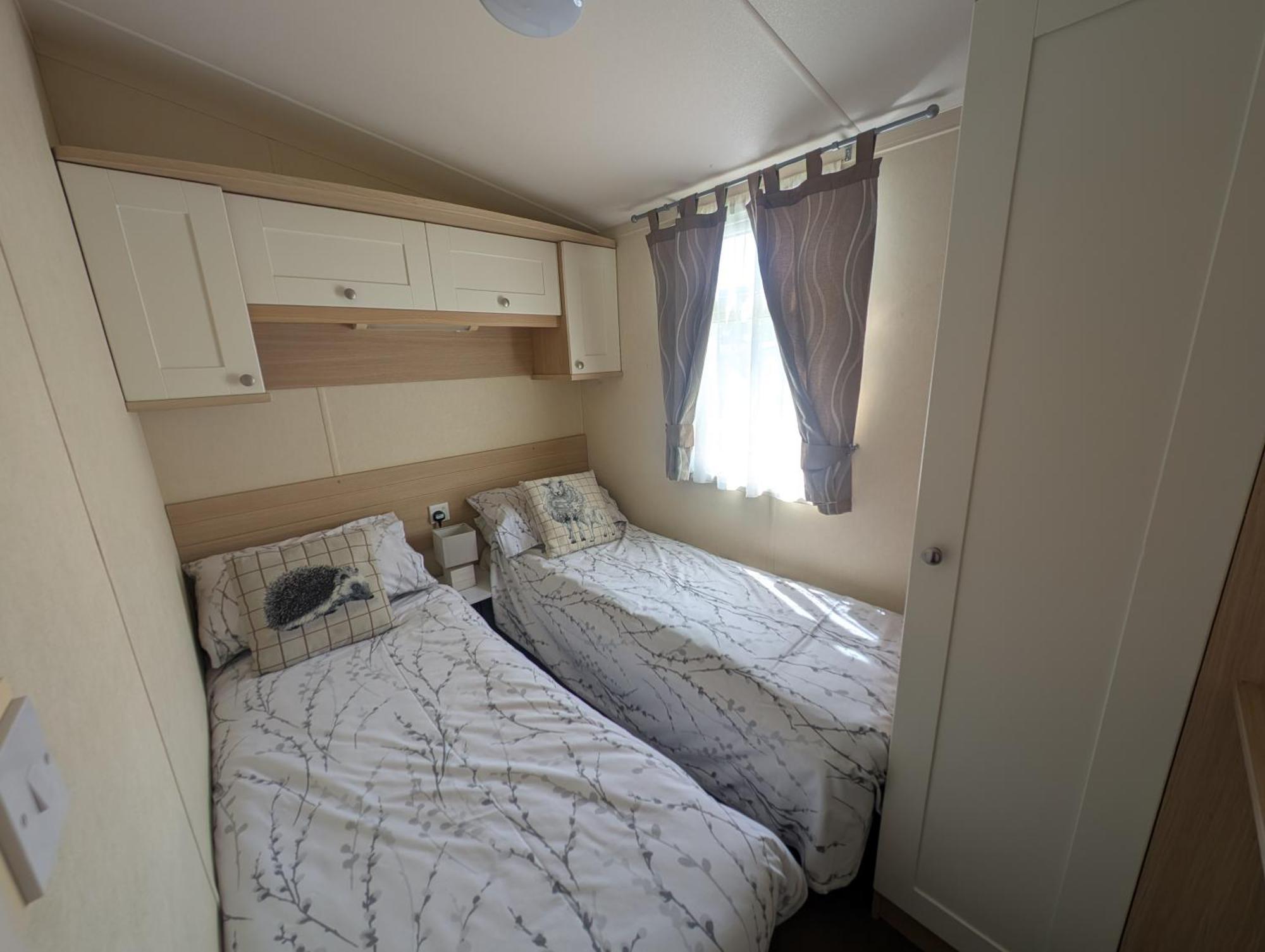 Red Squirrel Holiday Home In The Countryside, 10 Mins To Lligwy Beach Llandyfrydog Екстериор снимка